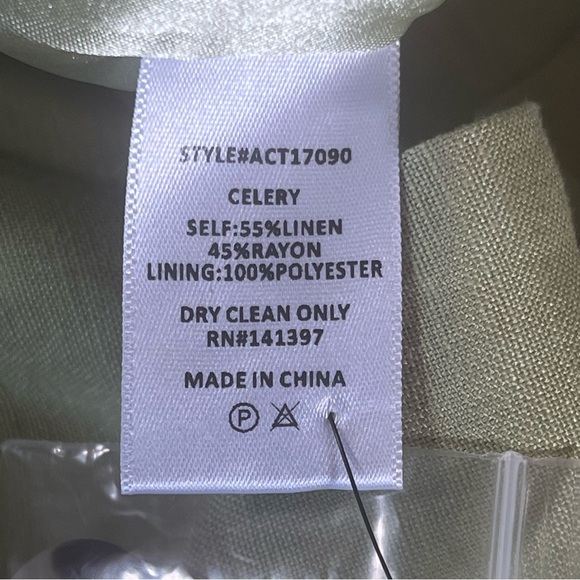 ASTR The Label Rio Oversized Blazer Jacket Celery Green Large NWOT Linen Blend - Picture 16 of 16